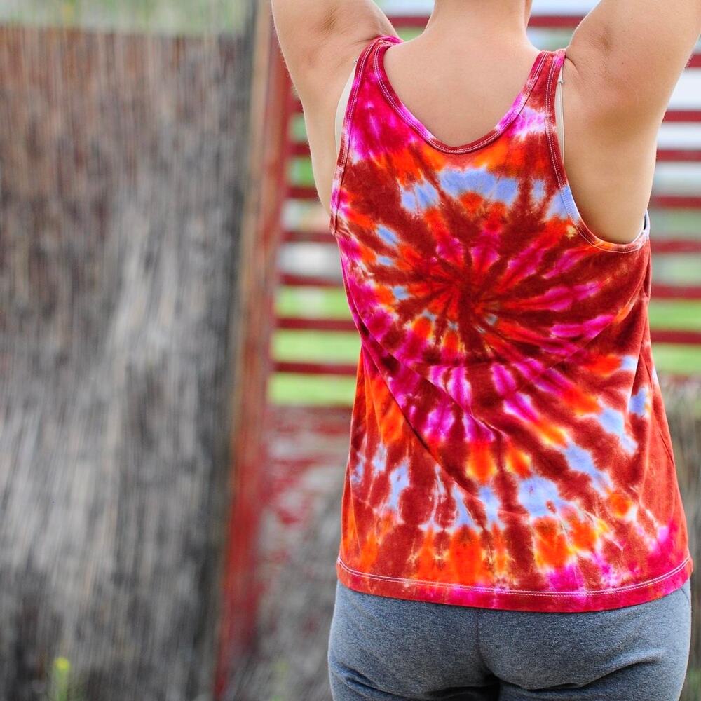 Womens Tank Top Size XL Handmade Tie Dye Hippie Festival Vacation OOAK Brand New - Picture 3 of 5